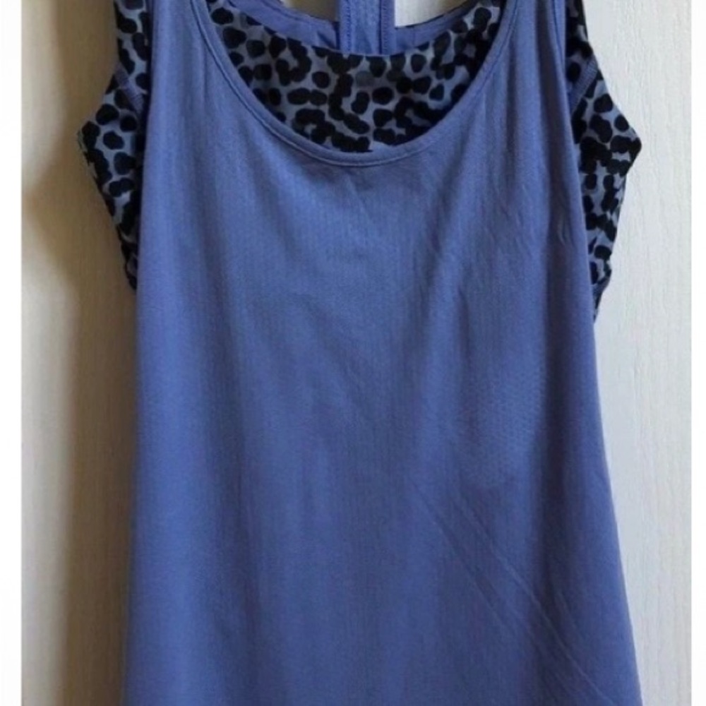 Lululemon Leopard Print Women's Top with Built in Bra Size Small